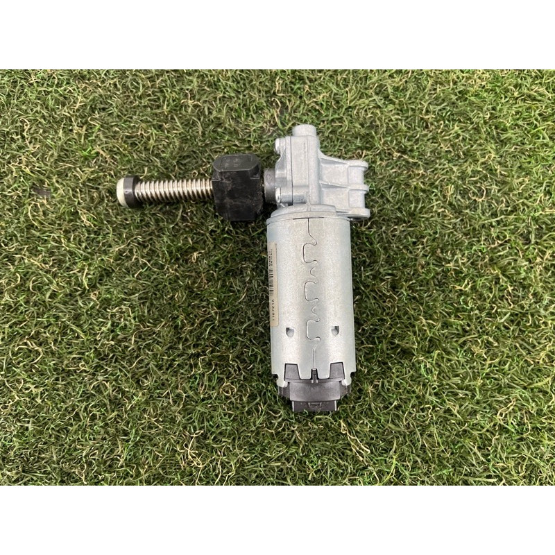 Моторчик регулировки сидения (электрика) AUDI Q5 8R 2012 3.2 CALB 5N0959761C