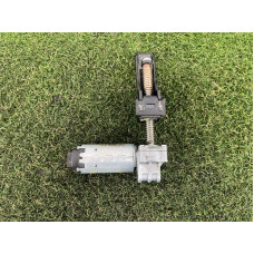 Моторчик регулировки сидения