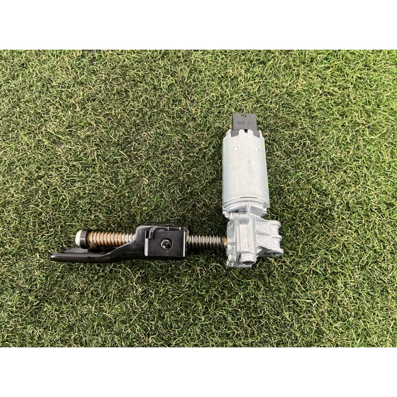 Моторчик регулировки сидения (электрика) AUDI Q5 8R 2012 3.2 CALB 5N0959111A