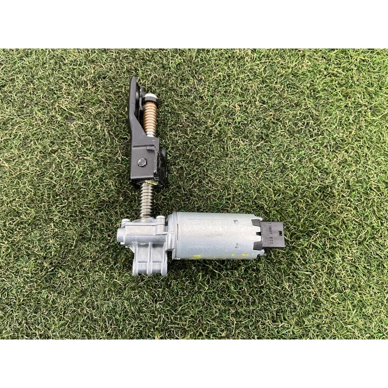 Моторчик регулировки сидения (электрика) AUDI Q5 8R 2012 3.2 CALB 5N0959111A