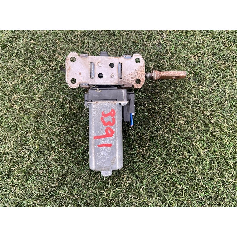 Моторчик регулировки сидения (электрика) Volkswagen Touareg FL 2015 3.6 8K0959762