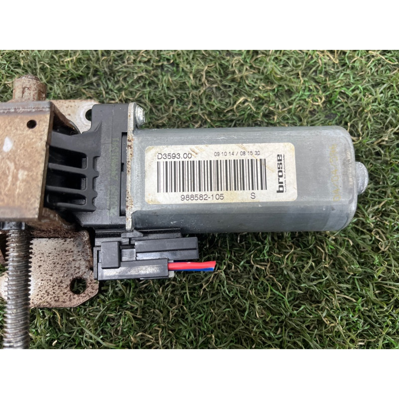 Моторчик регулировки сидения (электрика) Volkswagen Touareg FL 2015 3.6 8K0959762