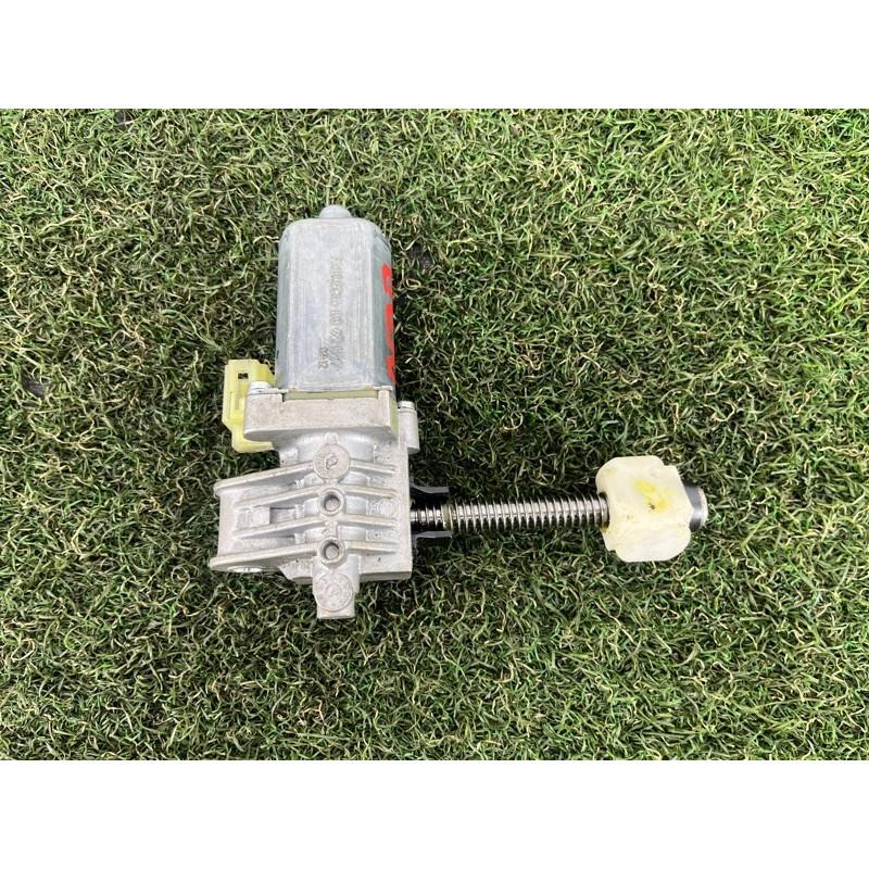 Моторчик регулировки сидения (электрика) BMW X5 E70 2008 3.0 N52N 67319146330