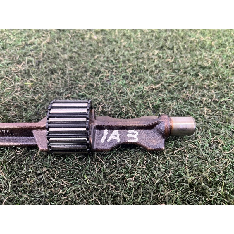 Балансирный вал (двигатель и элементы) AUDI A3 8V 2015 1.8 06H198205Q