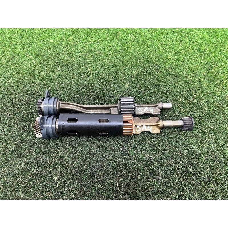 Балансирный вал (двигатель и элементы) AUDI A4 B9 2017 2.0 06H198205AC