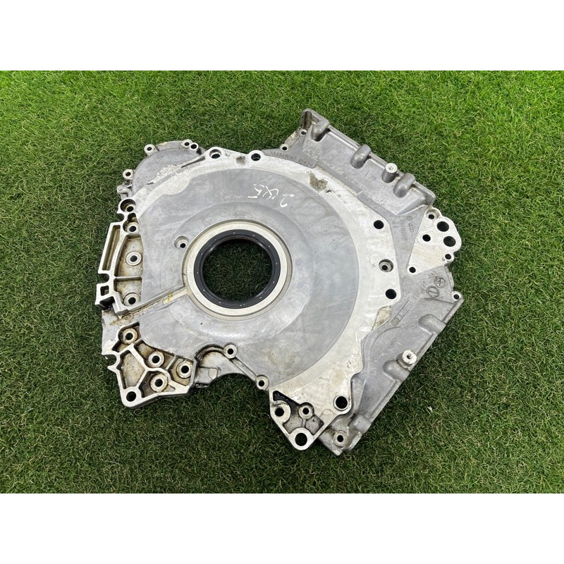 Крышка двигателя (двигатель и элементы) AUDI Q5 8R 2012 3.2 CALB 06E103171BH