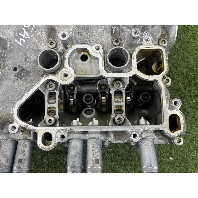 Головка блока цилиндров (двигатель и элементы) AUDI A4 B9 2017 2.0 06K103063AE