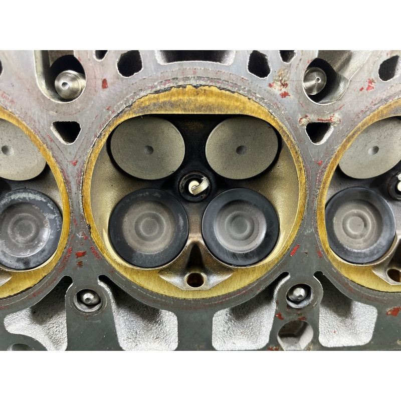 Головка блока цилиндров (двигатель и элементы) AUDI A4 B9 2017 2.0 06K103063AE