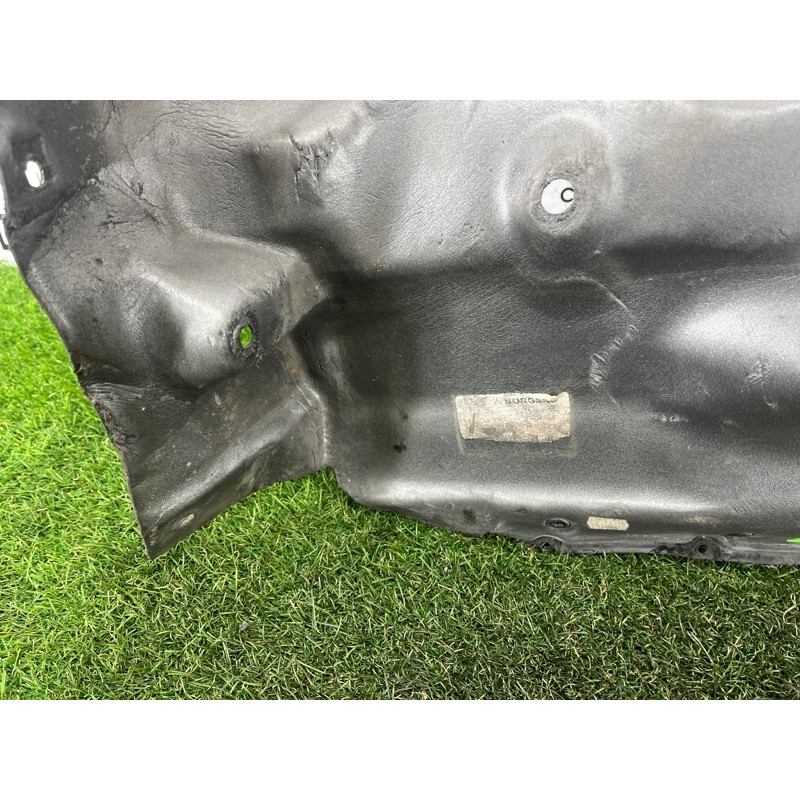 Подкрылок (кузов и элементы) BMW 2-series F22 2015 2.0 51717356824