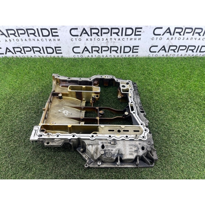 Полуподдон масляный (двигатель и элементы) AUDI Q5 8R 2012 3.2 CALB 06E103601K