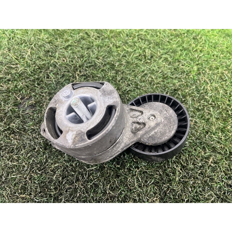 Ролик натяжной (двигатель и элементы) AUDI Q5 8R 2012 3.2 CALB 06E903133Q