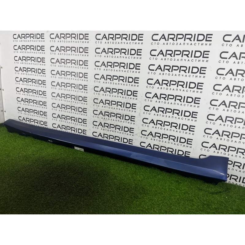 Накладка на поріг (кузов і елементи) BMW 5-series G30 2017 2.0 B46B20 51777475603