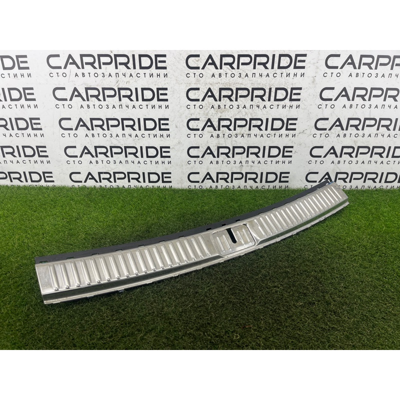 Накладка замка крышки багажника (салон) Volkswagen Touareg FL 2015 3.6 7P0863459F5R5