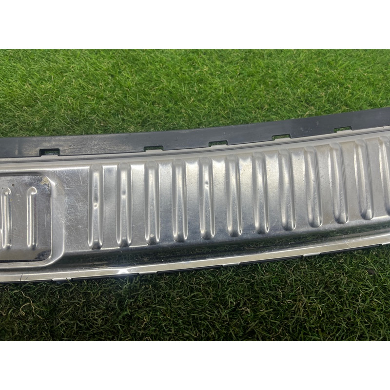 Накладка замка крышки багажника (салон) Volkswagen Touareg FL 2015 3.6 7P0863459F5R5