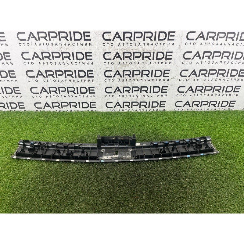 Накладка замка крышки багажника (салон) Volkswagen Touareg FL 2015 3.6 7P0863459F5R5