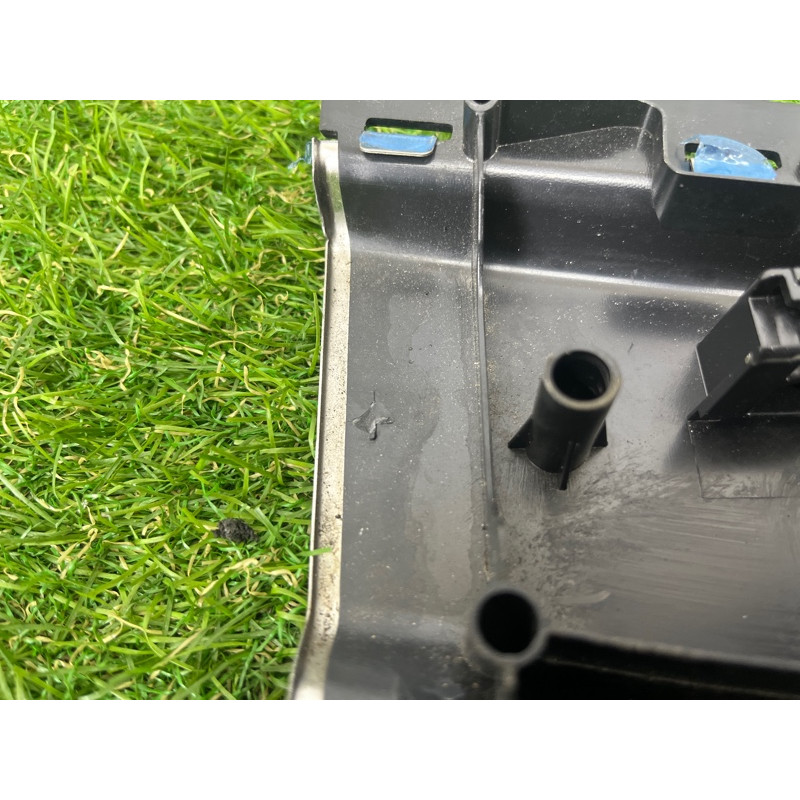 Накладка замка крышки багажника (салон) Volkswagen Touareg FL 2015 3.6 7P0863459F5R5