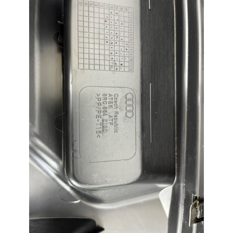 Накладка замка крышки багажника (салон) AUDI Q5 8R 2012 3.2 CALB 8R0864483C4PK