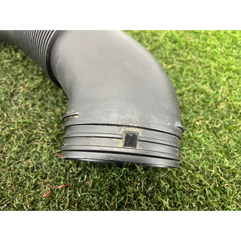 Патрубок воздушного фильтра (впускная система) Volkswagen Amarok 2H 2012 2.0 2H0129618