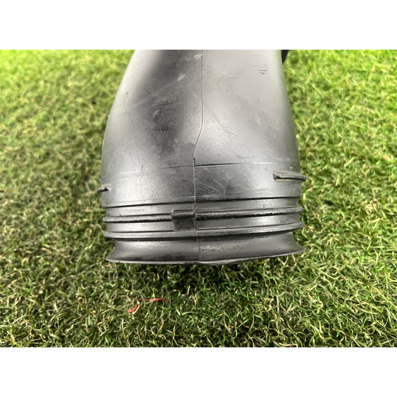 Патрубок воздушного фильтра (впускная система) Volkswagen Amarok 2H 2012 2.0 2H0129618