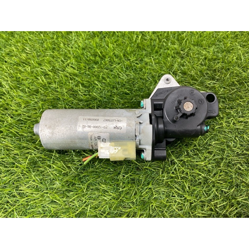 Моторчик регулировки сидения (электрика) BMW X3 F25 2012 3.0 67316973594