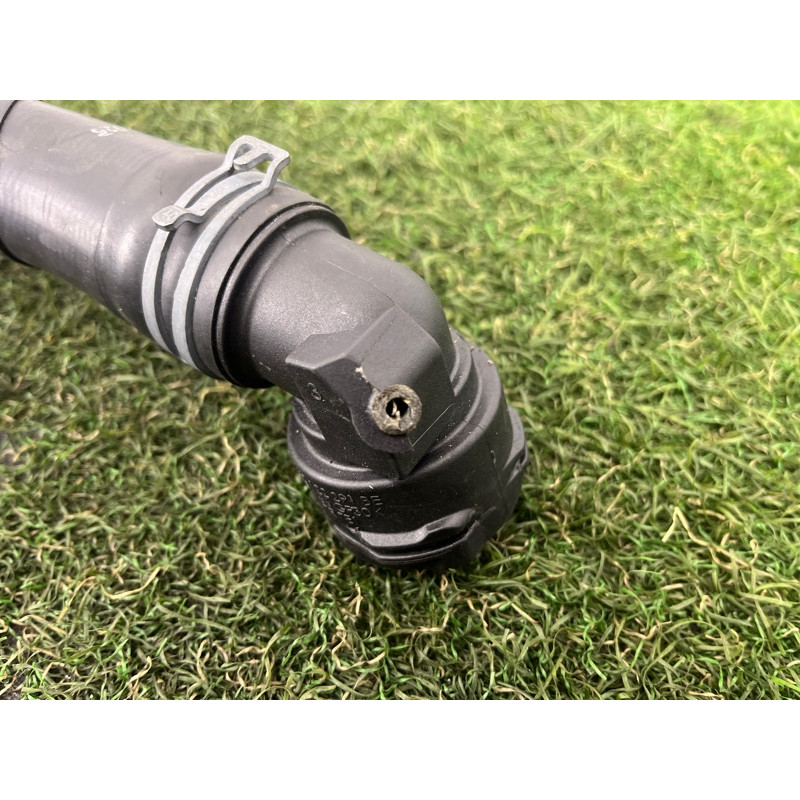 Патрубок (система охлаждения) AUDI A3 8V 2015 1.8 5Q0122101GN