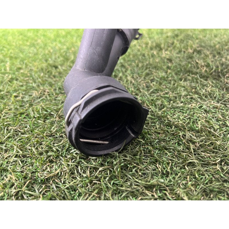 Патрубок (система охлаждения) AUDI A3 8V 2018 2.0 CZRA 5Q0122101FS