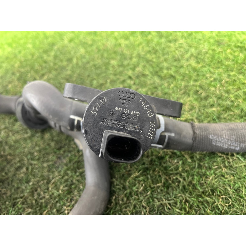 Патрубок (система охлаждения) AUDI A3 8V 2018 2.0 CZRA 5Q0122101FS