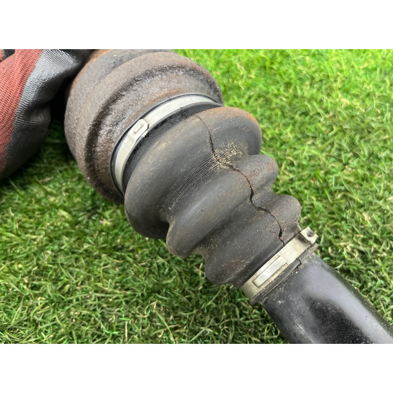 Привод (трансмиссия) BMW X5 E70 2008 3.0 N52N 33208609838