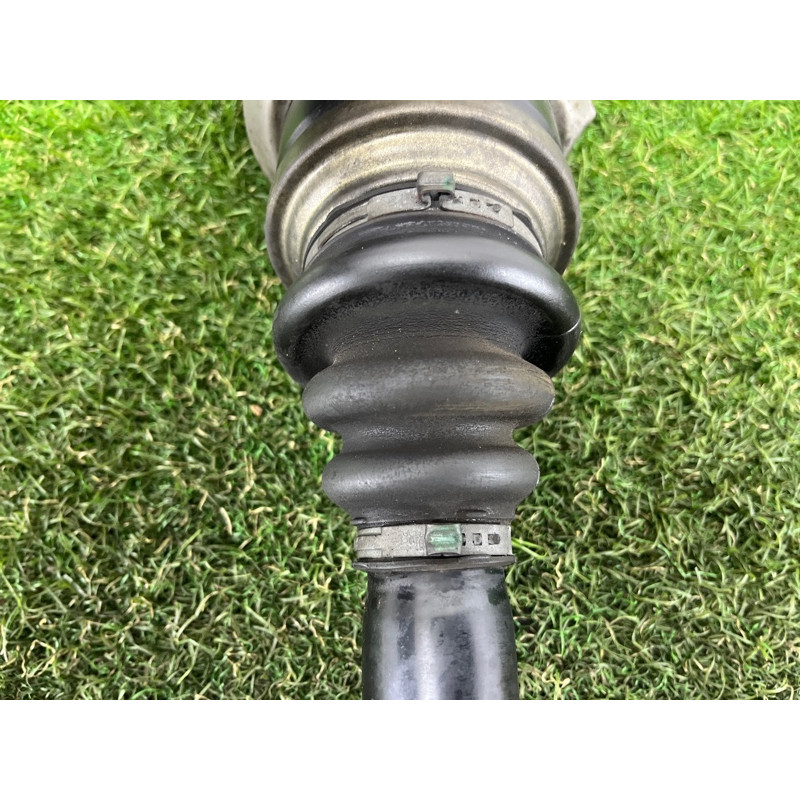 Привод (трансмиссия) BMW 5-series F10 2011 3.0 33207581029