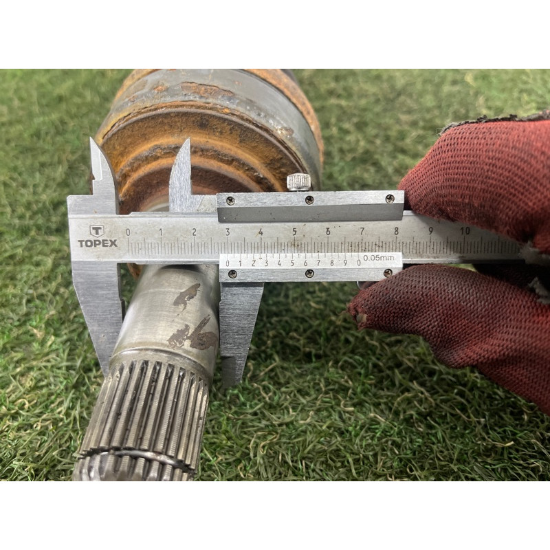 Привод (трансмиссия) BMW X5 E70 2008 3.0 N52N 33208609838