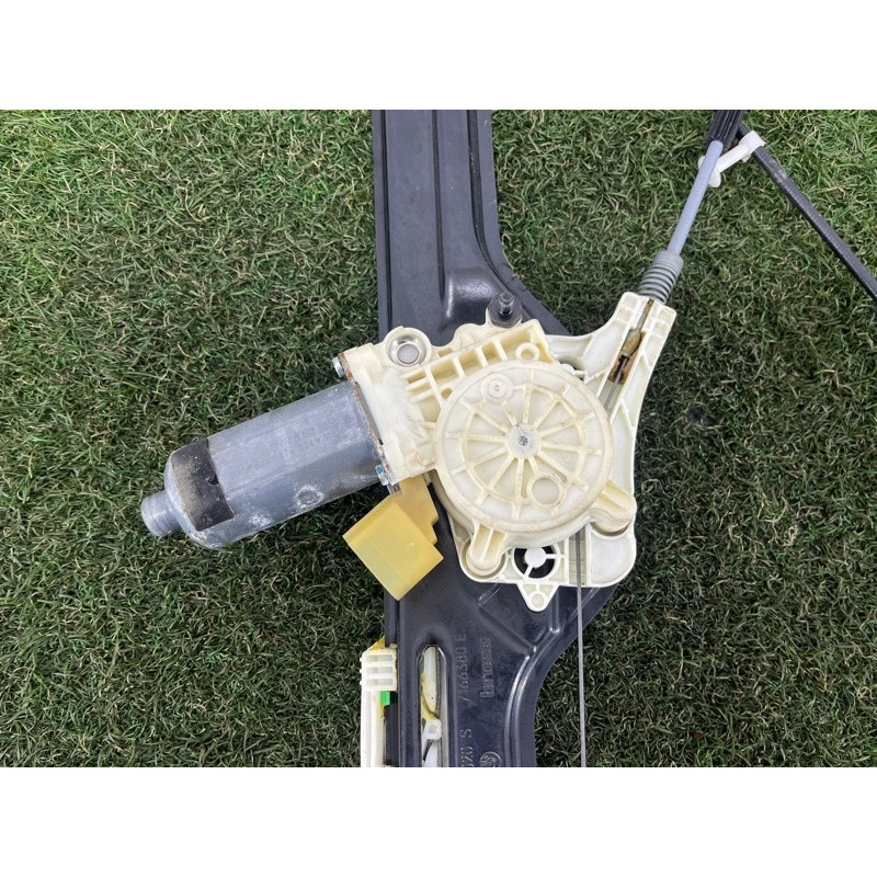 Механизм стеклоподъемника с мотором (кузов и элементы) BMW X5 E70 2008 4.8 N62/TU 51337166380