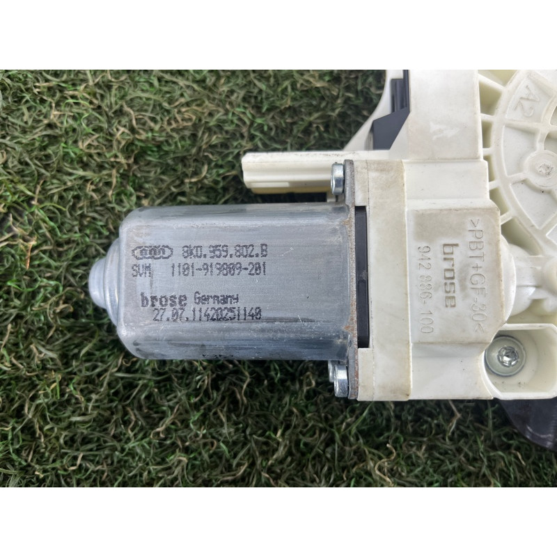 Механизм стеклоподъемника с мотором (кузов и элементы) AUDI Q5 8R 2012 3.2 CALB 8R0837462G