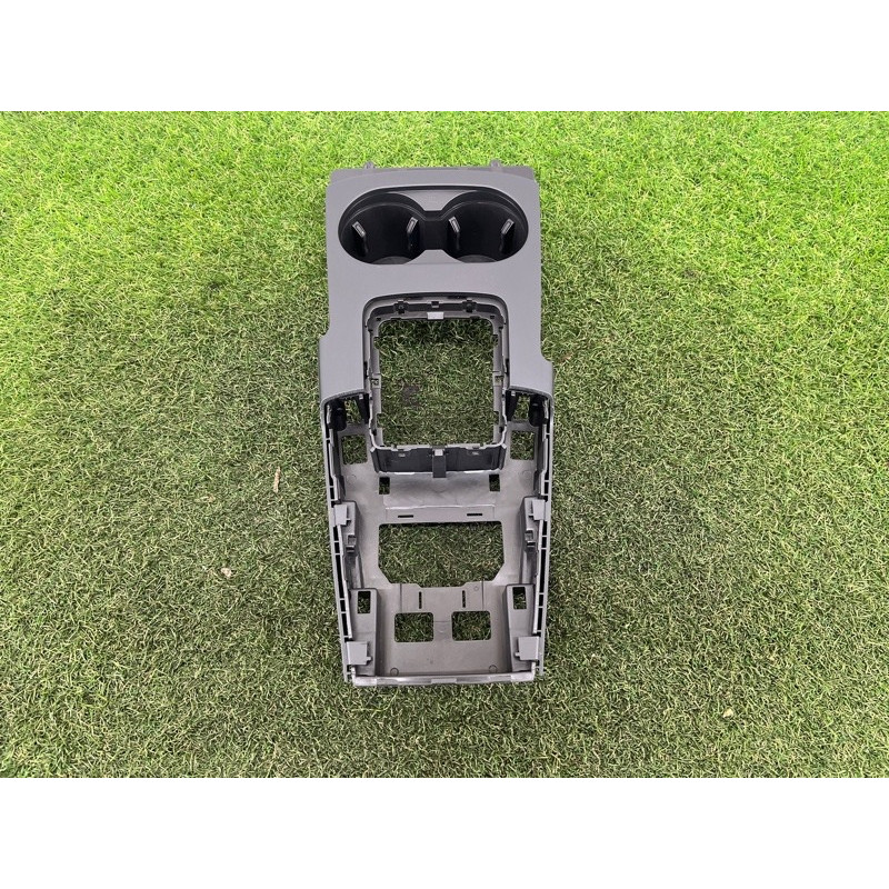 Крепление центральной консоли (салон) AUDI A3 8V 2018 2.0 CZRA 8V1864261G6PS