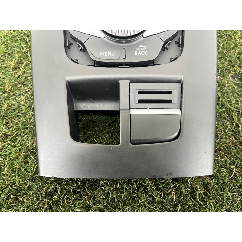 Блок кнопок мультимедиа (электрика / блок управления) AUDI A3 8V 2018 2.0 CZRA 8V0919614BA