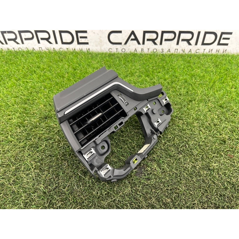 Дефлектор воздуховода (салон) AUDI A4 B9 2017 2.0 8W1820901B6PS