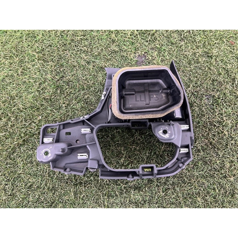 Дефлектор воздуховода (салон) AUDI A4 B9 2017 2.0 8W1820901B6PS