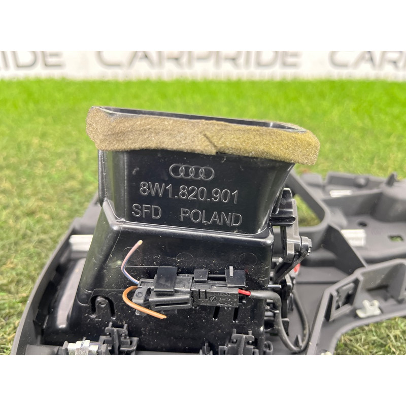 Дефлектор воздуховода (салон) AUDI A4 B9 2017 2.0 8W1820901B6PS