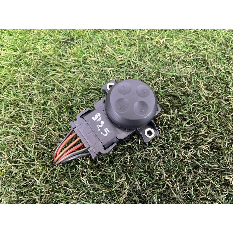 Кнопка регулировки сиденья (электрика / кнопки) AUDI Q5 8R 2012 3.2 CALB 8E0959777B4PK