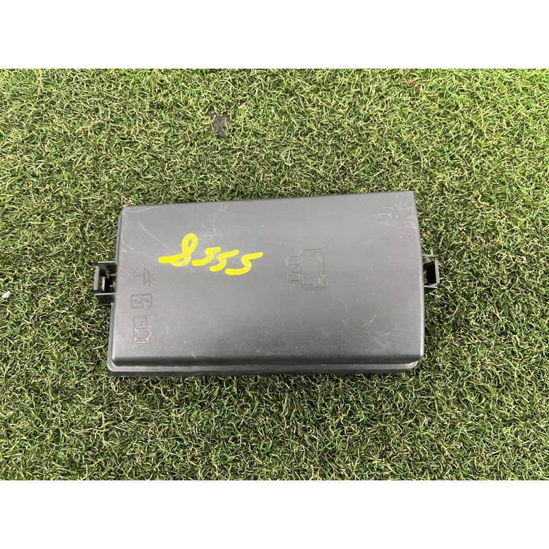 Крышка блока предохранителей (двигатель и элементы) AUDI A3 8V 2015 1.8 5Q0937132C