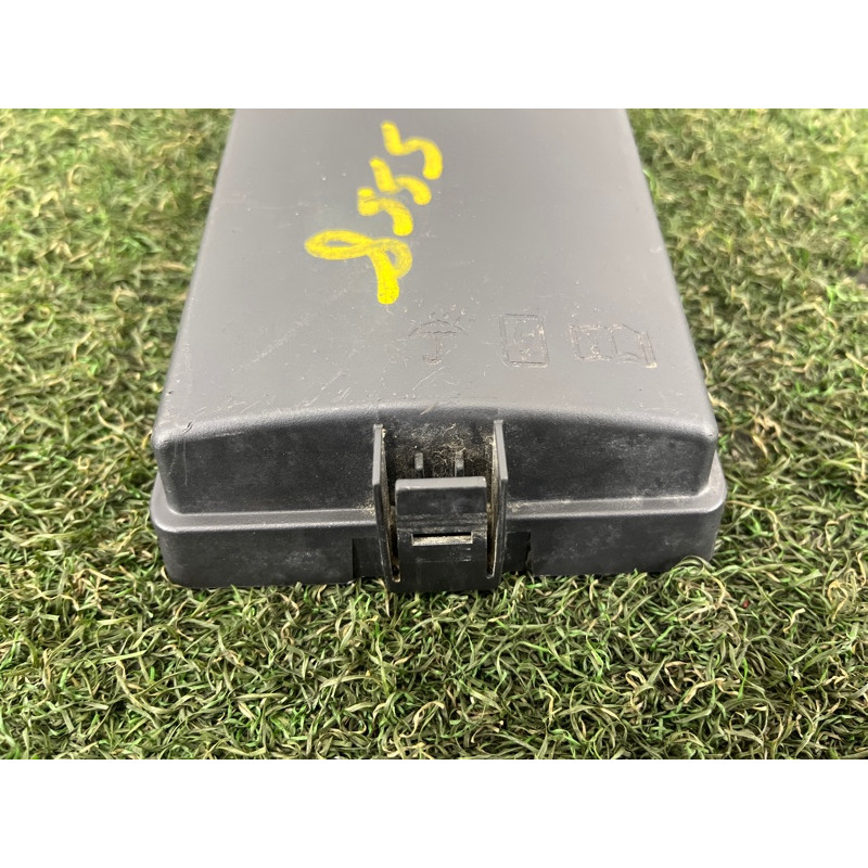 Крышка блока предохранителей (двигатель и элементы) AUDI A3 8V 2015 1.8 5Q0937132C