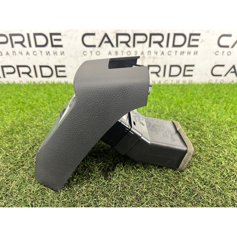 Накладка центральной консоли (салон) AUDI A3 8V 2018 2.0 CZRA 8V0864376B6PS