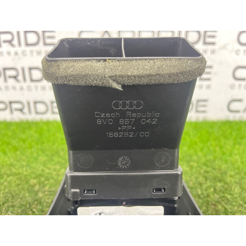 Накладка центральной консоли (салон) AUDI A3 8V 2018 2.0 CZRA 8V0864376B6PS