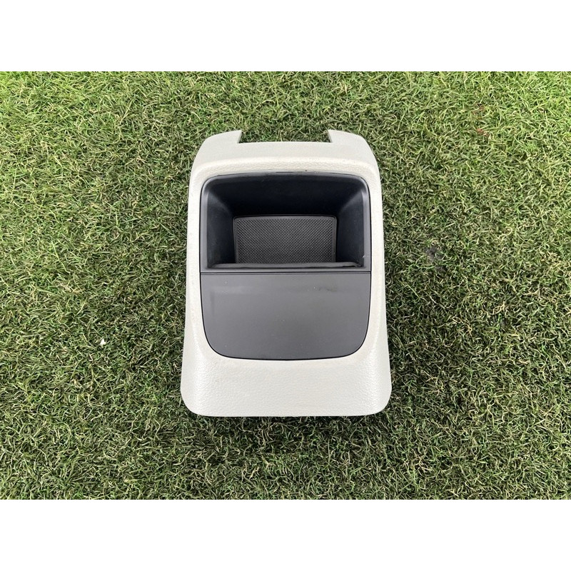 Накладка центральной консоли (салон) AUDI A3 8V 2015 1.8 8V0864376BBC5