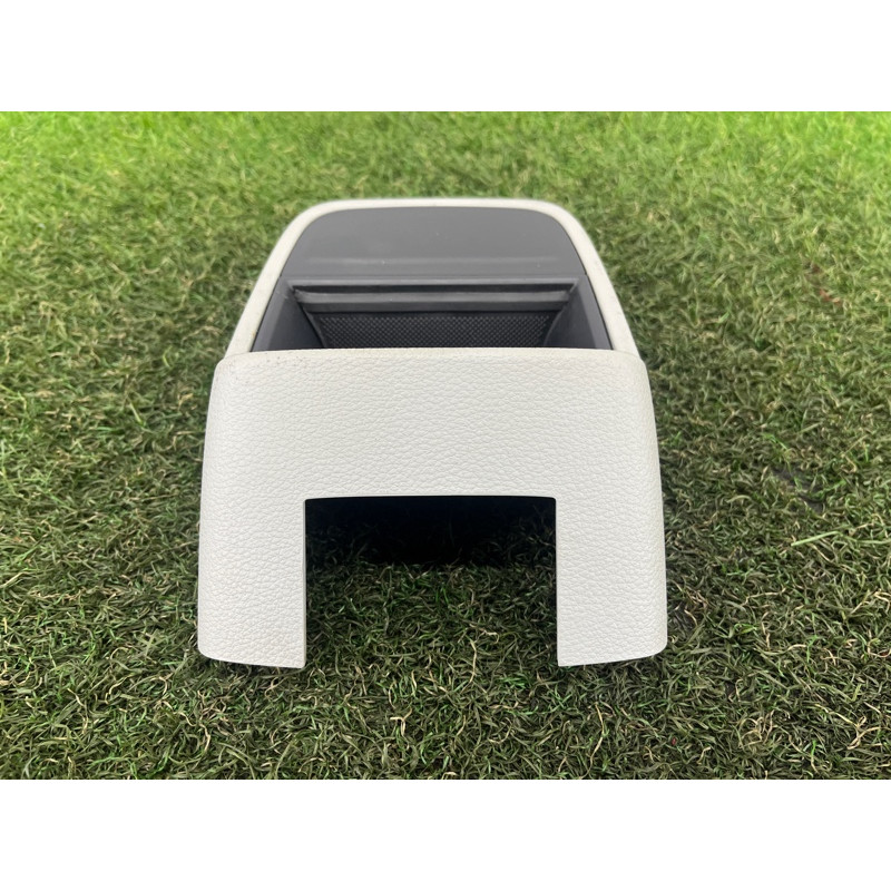 Накладка центральной консоли (салон) AUDI A3 8V 2015 1.8 8V0864376BBC5