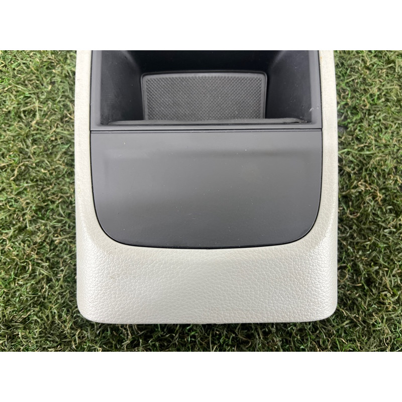 Накладка центральной консоли (салон) AUDI A3 8V 2015 1.8 8V0864376BBC5