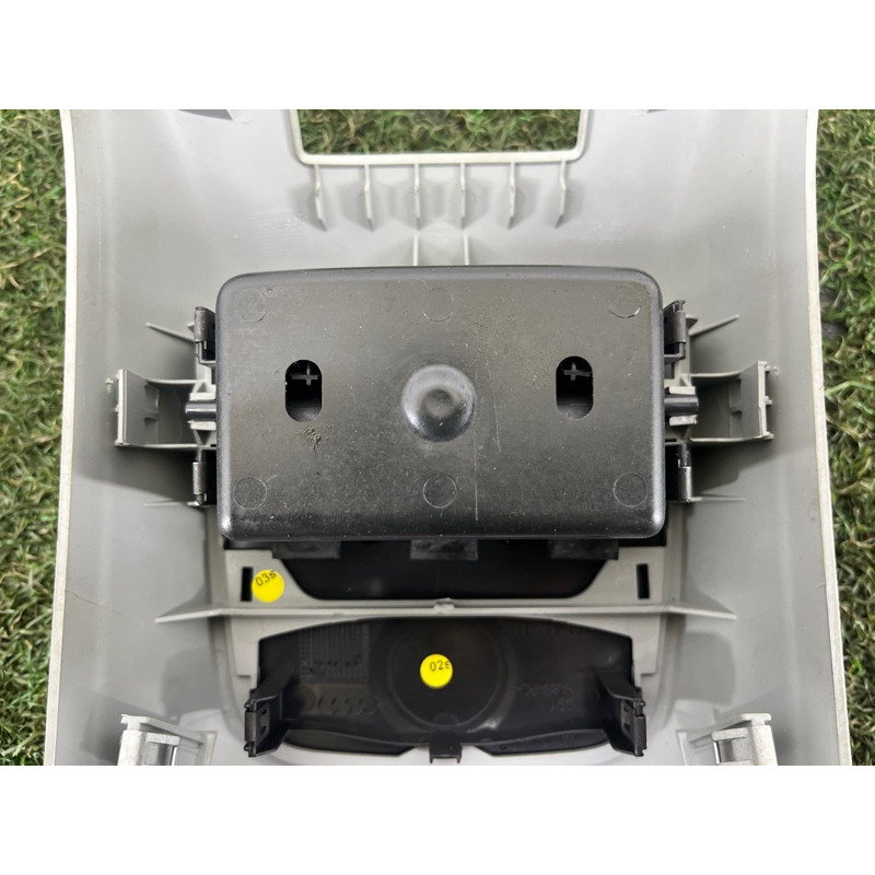 Накладка центральной консоли (салон) AUDI A3 8V 2015 1.8 8V0864376BBC5