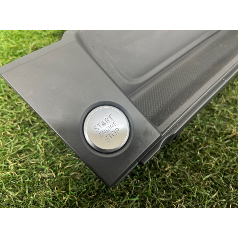 Накладка центральной консоли (салон) AUDI A4 B9 2017 2.0 8W18641316PS