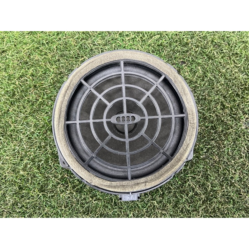 Динамик (электрика) AUDI Q5 8R 2012 3.2 CALB 8R0035411