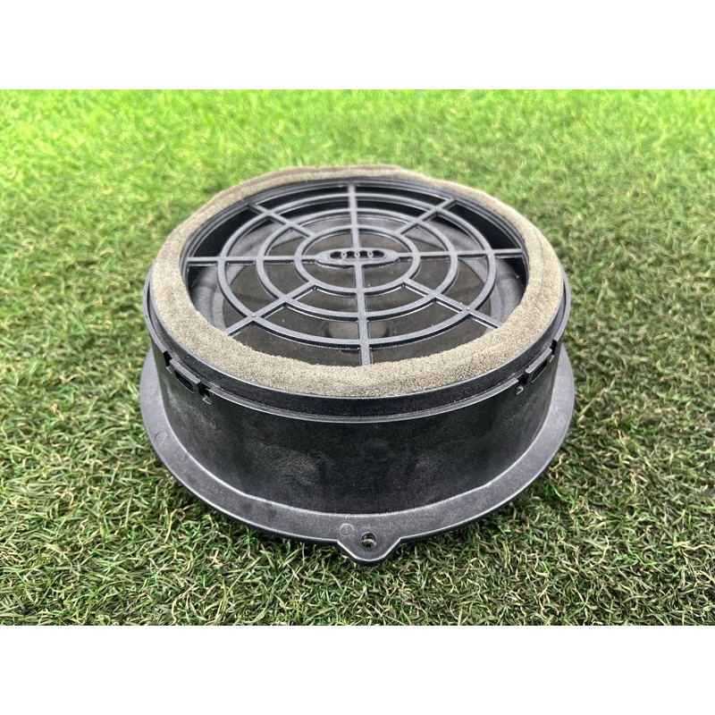 Динамик (электрика) AUDI Q5 8R 2012 3.2 CALB 8R0035411