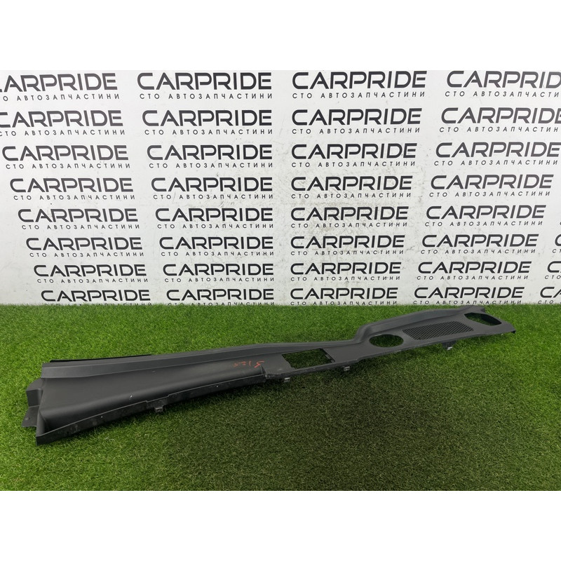 Жабо (кузов и элементы) AUDI Q5 8R 2012 3.2 CALB 8R1819447C01C